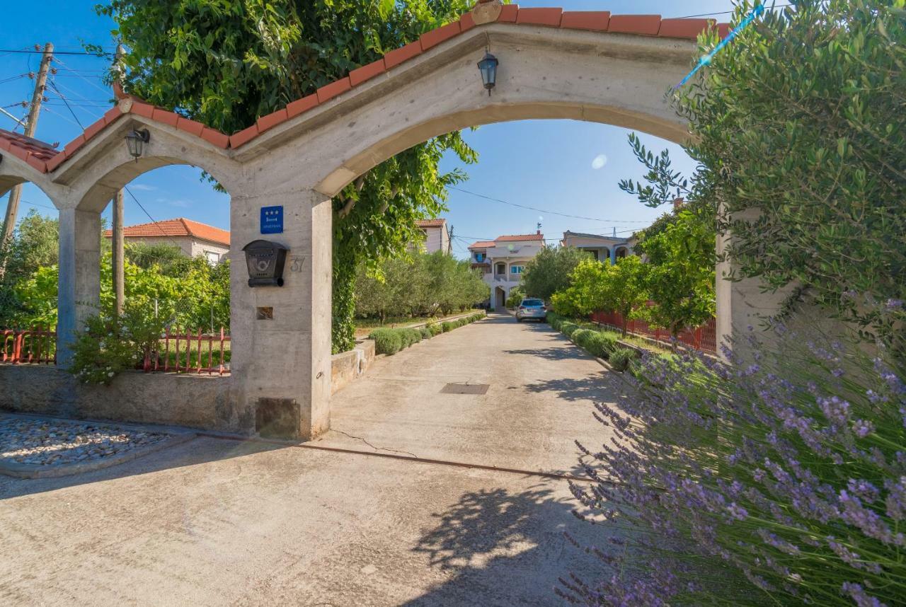 Apartment Kate'S Family Place Zadar Exterior photo